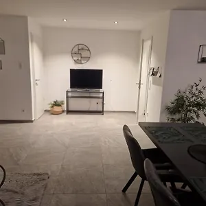  Apartment Mösle